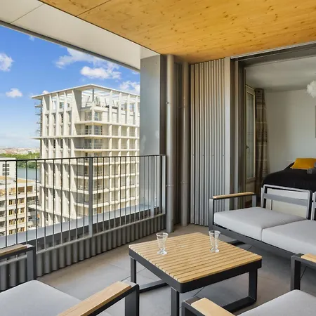 Magnifique 70m2 Confluence - Vue Panoramique Avec Parking Prive 公寓 *